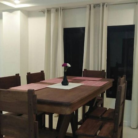 The Guest House Laoag Esterno foto